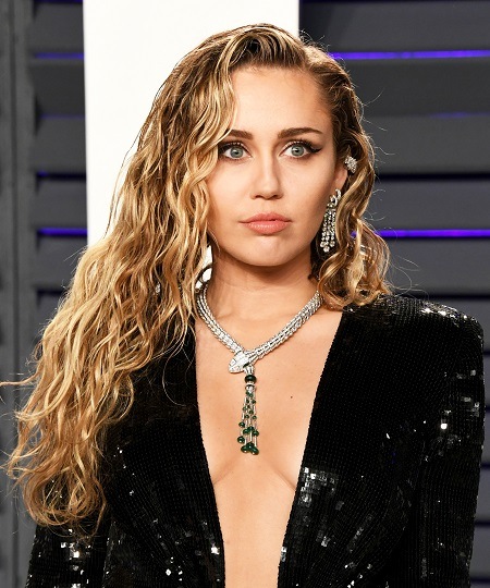 Miley Cyrus Curly Hair