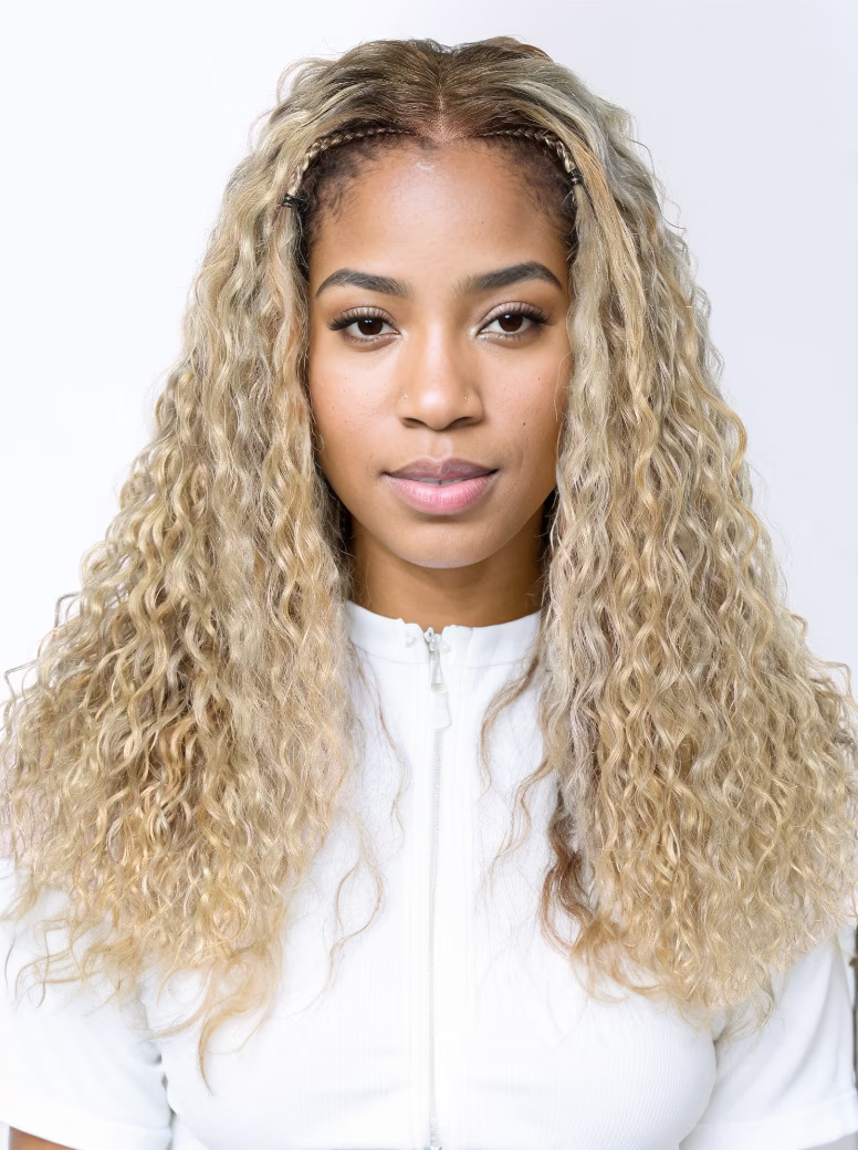 20 Inch 13x4 Lace Front 180% Density Glossy Blonde With Silver Highlight Water Wave Wig