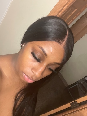 UNice has a loyal customer in me ! I’ve ordered several wigs from this website and I’m never disappointed!
