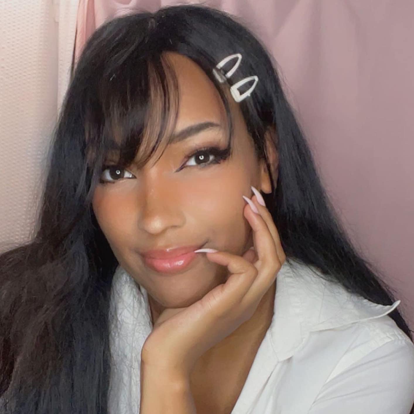 I love my bangs, it