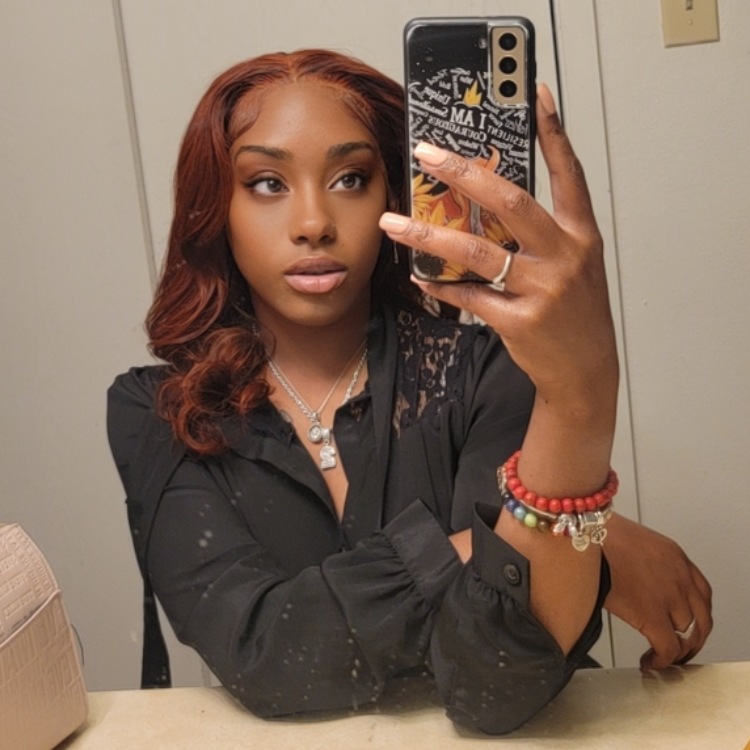 16in Reddish Brown Wig