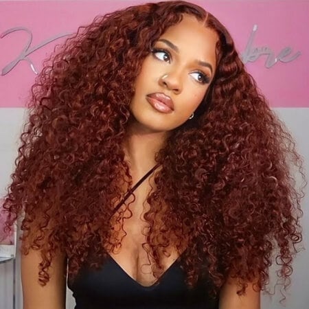 a-girl-with-capless-13x4-lace-front-curly-wig