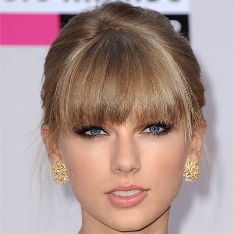 taylor-swift-full-bangs-for-oval-face