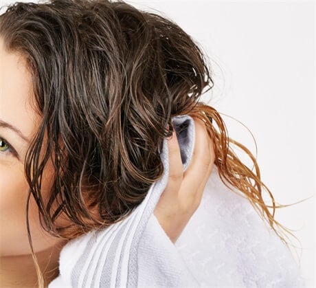 use-a-microfiber-towel-dry-hair