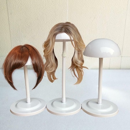 wig stand_1